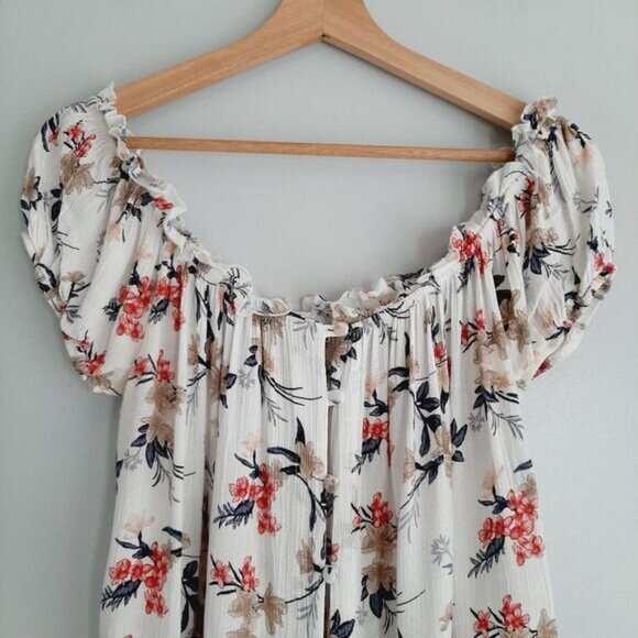 AMERICAN EAGLE | Off Shoulder Smocked Blouse Pin Striped Top Sz M - Picture 3 of 12